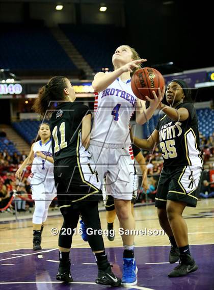 Thumbnail 3 in Rio Linda vs Christian Brothers (CIF SJS D3 Final) photogallery.
