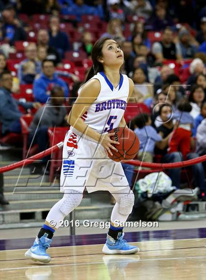 Thumbnail 2 in Rio Linda vs Christian Brothers (CIF SJS D3 Final) photogallery.