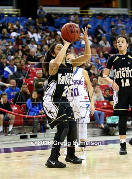 Thumbnail 1 in Rio Linda vs Christian Brothers (CIF SJS D3 Final) photogallery.