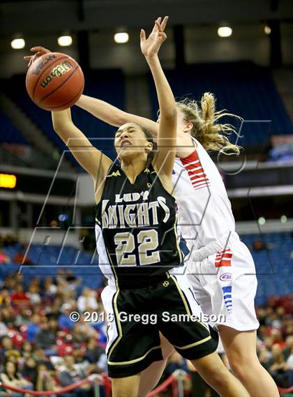 Thumbnail 1 in Rio Linda vs Christian Brothers (CIF SJS D3 Final) photogallery.