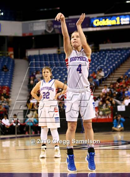 Thumbnail 1 in Rio Linda vs Christian Brothers (CIF SJS D3 Final) photogallery.