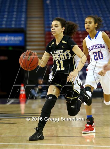 Thumbnail 2 in Rio Linda vs Christian Brothers (CIF SJS D3 Final) photogallery.