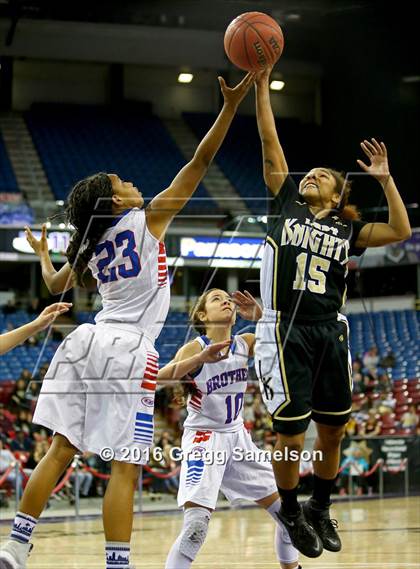 Thumbnail 1 in Rio Linda vs Christian Brothers (CIF SJS D3 Final) photogallery.