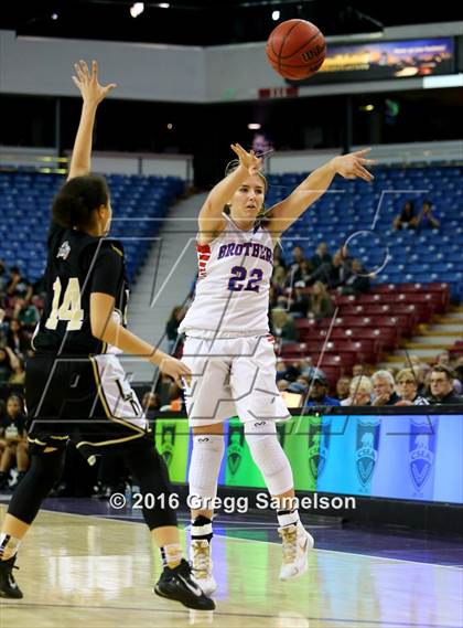 Thumbnail 1 in Rio Linda vs Christian Brothers (CIF SJS D3 Final) photogallery.