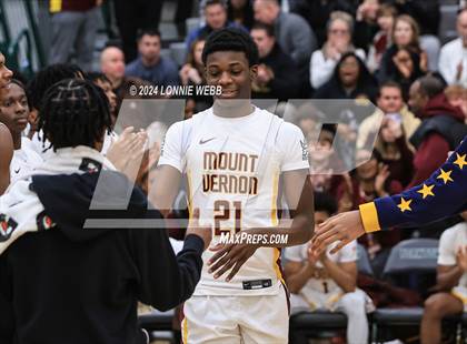 Thumbnail 1 in Elmira vs Mount Vernon (NYSPHSAA Class AAA Regional Semifinal) photogallery.