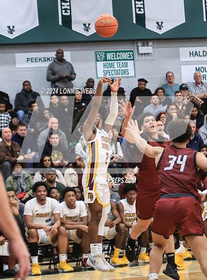 Thumbnail 2 in Elmira vs Mount Vernon (NYSPHSAA Class AAA Regional Semifinal) photogallery.