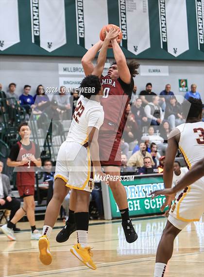 Thumbnail 3 in Elmira vs Mount Vernon (NYSPHSAA Class AAA Regional Semifinal) photogallery.