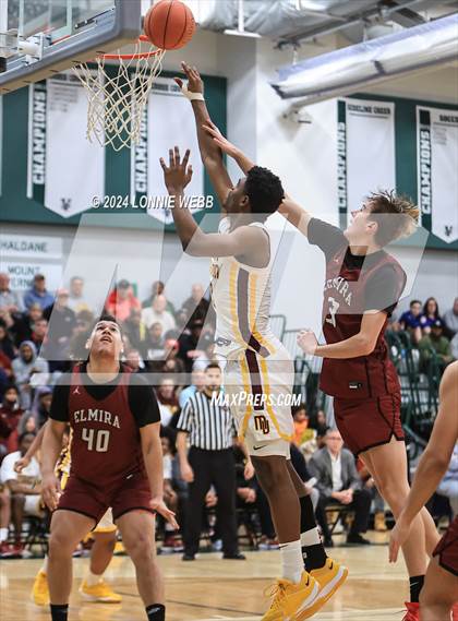 Thumbnail 1 in Elmira vs Mount Vernon (NYSPHSAA Class AAA Regional Semifinal) photogallery.