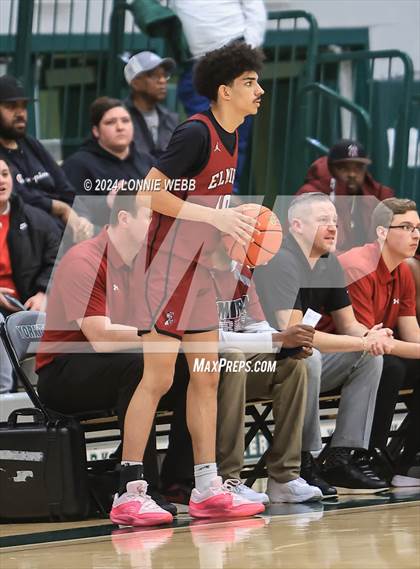 Thumbnail 2 in Elmira vs Mount Vernon (NYSPHSAA Class AAA Regional Semifinal) photogallery.