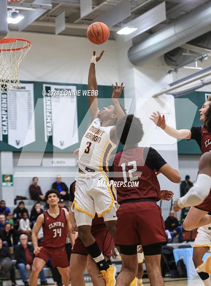 Thumbnail 3 in Elmira vs Mount Vernon (NYSPHSAA Class AAA Regional Semifinal) photogallery.