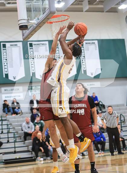 Thumbnail 1 in Elmira vs Mount Vernon (NYSPHSAA Class AAA Regional Semifinal) photogallery.