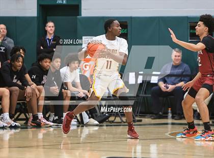 Thumbnail 1 in Elmira vs Mount Vernon (NYSPHSAA Class AAA Regional Semifinal) photogallery.
