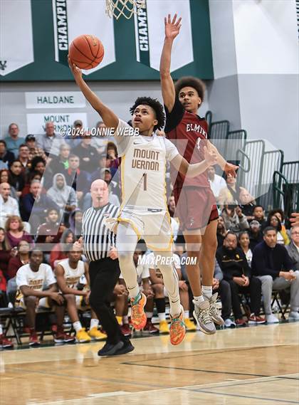 Thumbnail 2 in Elmira vs Mount Vernon (NYSPHSAA Class AAA Regional Semifinal) photogallery.