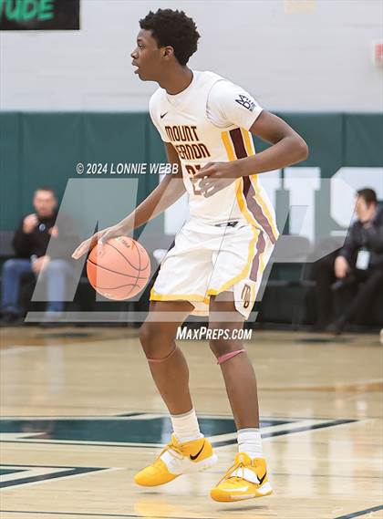 Thumbnail 2 in Elmira vs Mount Vernon (NYSPHSAA Class AAA Regional Semifinal) photogallery.