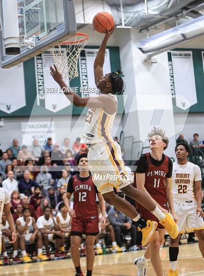 Thumbnail 2 in Elmira vs Mount Vernon (NYSPHSAA Class AAA Regional Semifinal) photogallery.