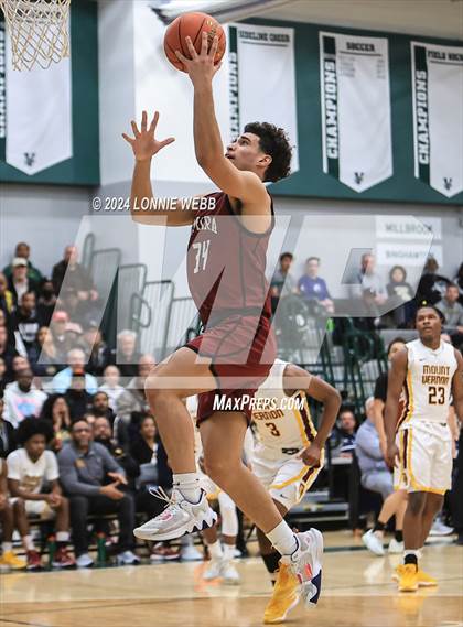 Thumbnail 1 in Elmira vs Mount Vernon (NYSPHSAA Class AAA Regional Semifinal) photogallery.