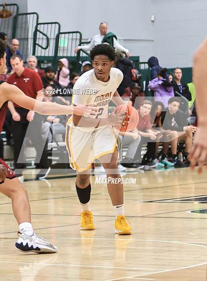 Thumbnail 3 in Elmira vs Mount Vernon (NYSPHSAA Class AAA Regional Semifinal) photogallery.