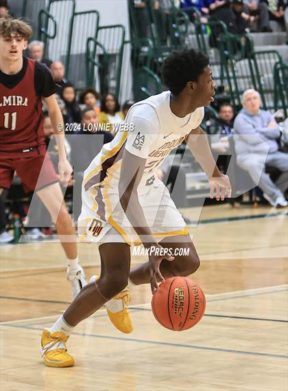 Thumbnail 1 in Elmira vs Mount Vernon (NYSPHSAA Class AAA Regional Semifinal) photogallery.