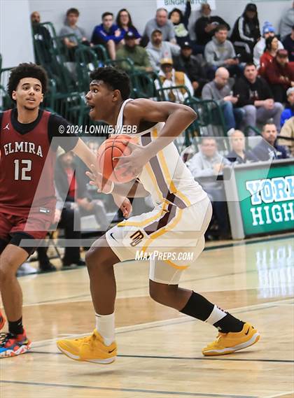 Thumbnail 2 in Elmira vs Mount Vernon (NYSPHSAA Class AAA Regional Semifinal) photogallery.