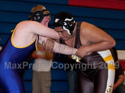 Thumbnail 2 in CIF CCS Championships (Day 1 - Round 1) photogallery.