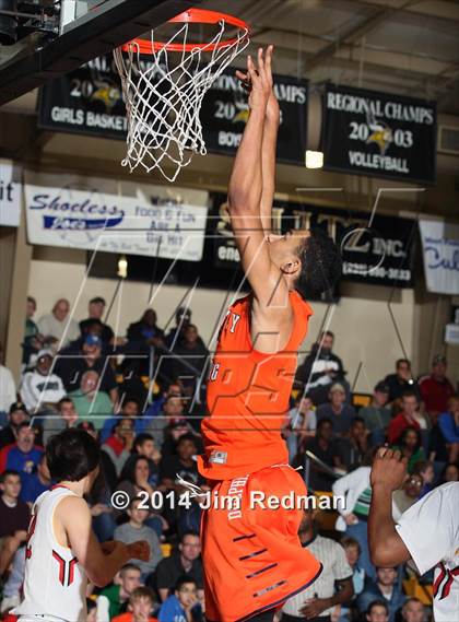 Thumbnail 2 in Whitney Young vs. Wesleyan Christian Academy (City of Palms Classic) photogallery.