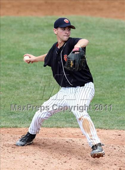 Thumbnail 2 in Norwood-Norfolk vs. Tuckahoe (NYSPHSAA Class C Final) photogallery.