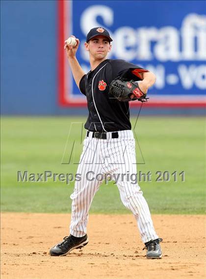 Thumbnail 3 in Norwood-Norfolk vs. Tuckahoe (NYSPHSAA Class C Final) photogallery.