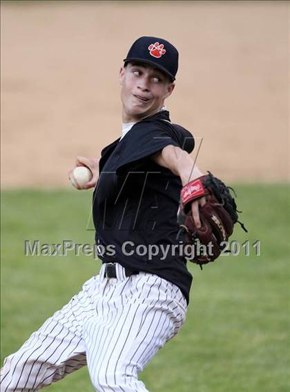 Thumbnail 1 in Norwood-Norfolk vs. Tuckahoe (NYSPHSAA Class C Final) photogallery.