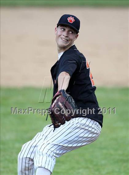 Thumbnail 2 in Norwood-Norfolk vs. Tuckahoe (NYSPHSAA Class C Final) photogallery.