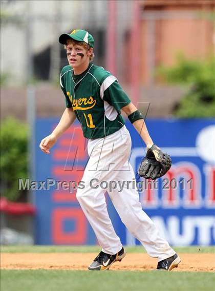 Thumbnail 3 in Norwood-Norfolk vs. Tuckahoe (NYSPHSAA Class C Final) photogallery.