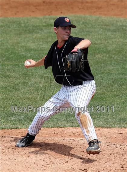 Thumbnail 3 in Norwood-Norfolk vs. Tuckahoe (NYSPHSAA Class C Final) photogallery.