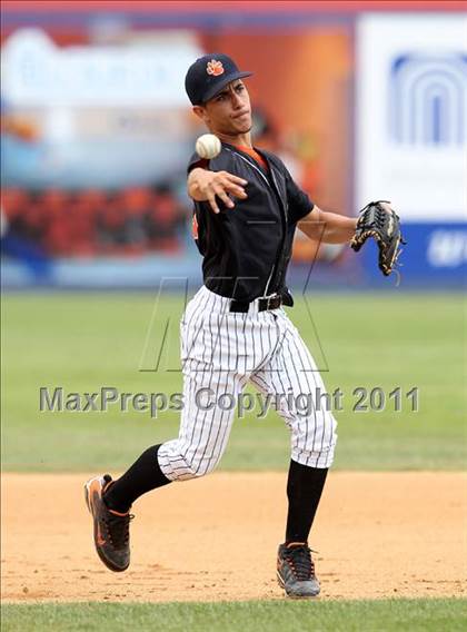 Thumbnail 2 in Norwood-Norfolk vs. Tuckahoe (NYSPHSAA Class C Final) photogallery.