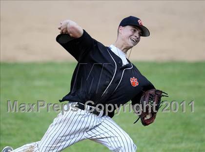 Thumbnail 1 in Norwood-Norfolk vs. Tuckahoe (NYSPHSAA Class C Final) photogallery.