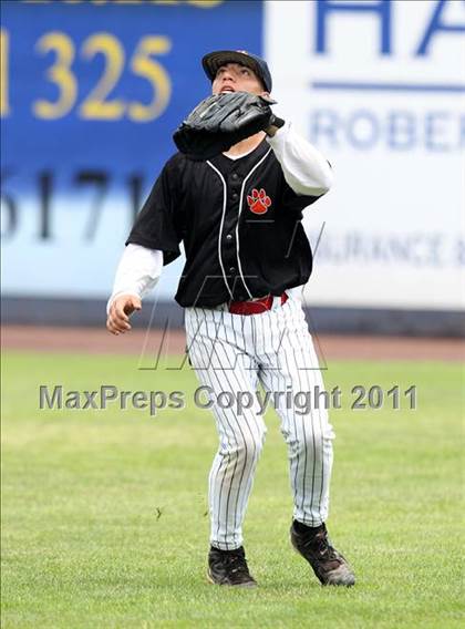 Thumbnail 3 in Norwood-Norfolk vs. Tuckahoe (NYSPHSAA Class C Final) photogallery.