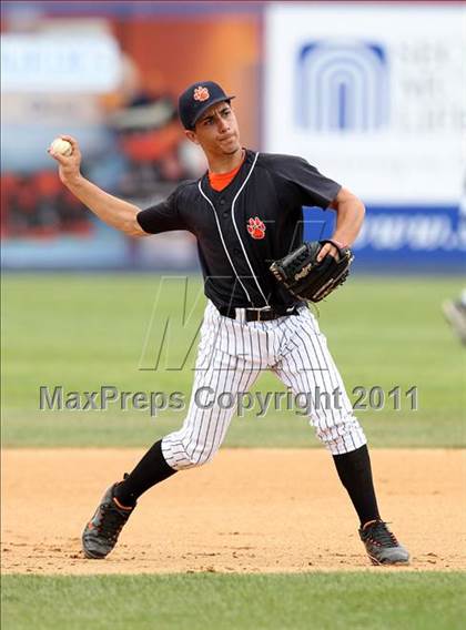 Thumbnail 3 in Norwood-Norfolk vs. Tuckahoe (NYSPHSAA Class C Final) photogallery.