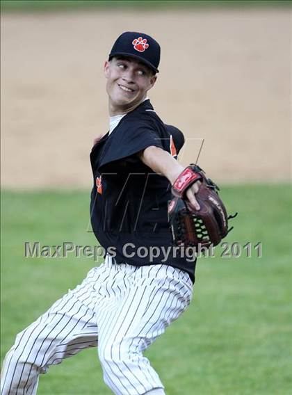 Thumbnail 3 in Norwood-Norfolk vs. Tuckahoe (NYSPHSAA Class C Final) photogallery.