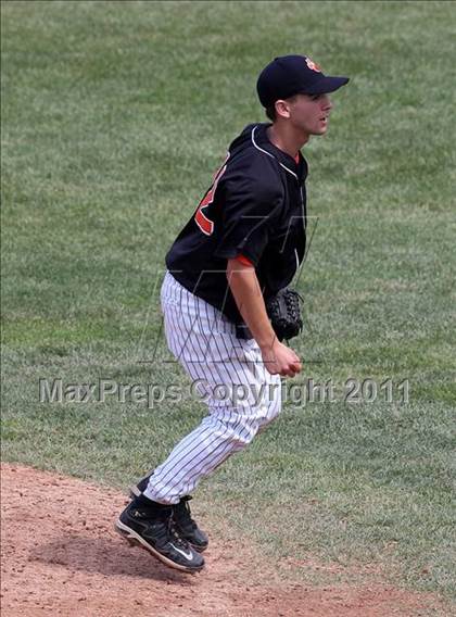 Thumbnail 2 in Norwood-Norfolk vs. Tuckahoe (NYSPHSAA Class C Final) photogallery.