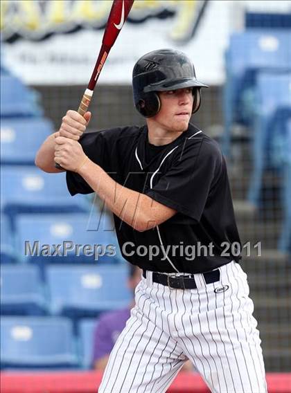 Thumbnail 1 in Norwood-Norfolk vs. Tuckahoe (NYSPHSAA Class C Final) photogallery.