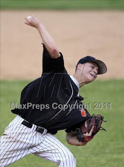 Thumbnail 2 in Norwood-Norfolk vs. Tuckahoe (NYSPHSAA Class C Final) photogallery.