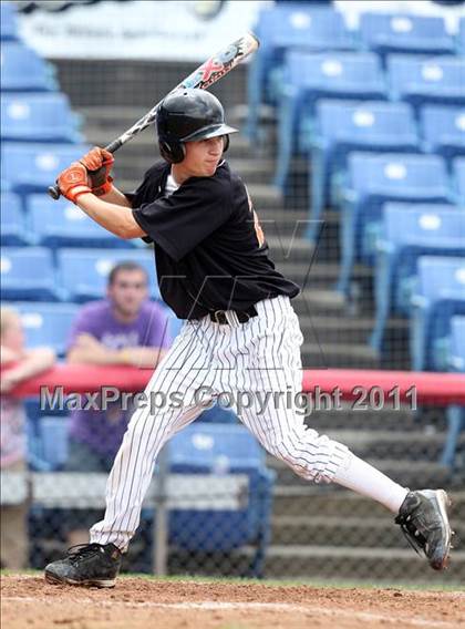 Thumbnail 2 in Norwood-Norfolk vs. Tuckahoe (NYSPHSAA Class C Final) photogallery.