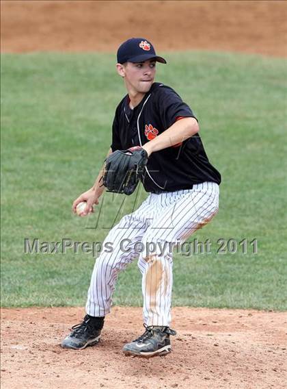 Thumbnail 1 in Norwood-Norfolk vs. Tuckahoe (NYSPHSAA Class C Final) photogallery.