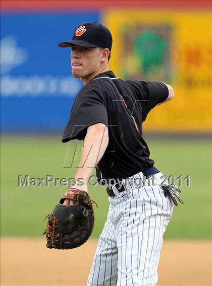 Thumbnail 1 in Norwood-Norfolk vs. Tuckahoe (NYSPHSAA Class C Final) photogallery.