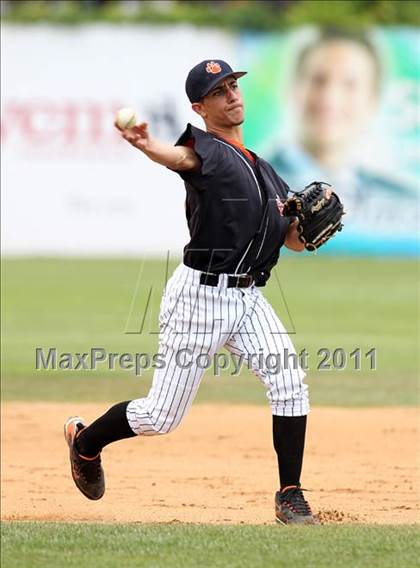Thumbnail 1 in Norwood-Norfolk vs. Tuckahoe (NYSPHSAA Class C Final) photogallery.