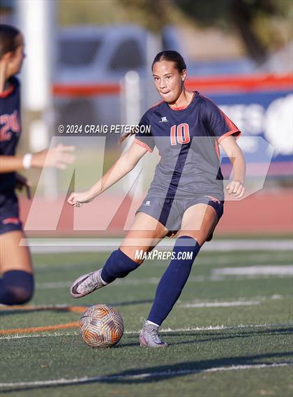 Thumbnail 1 in Mountain Crest vs. Murray (UHSAA 4A Second Round) photogallery.