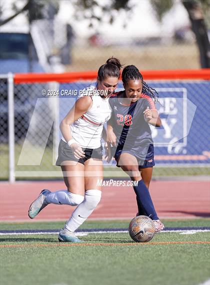 Thumbnail 1 in Mountain Crest vs. Murray (UHSAA 4A Second Round) photogallery.