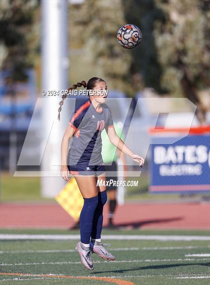 Thumbnail 2 in Mountain Crest vs. Murray (UHSAA 4A Second Round) photogallery.