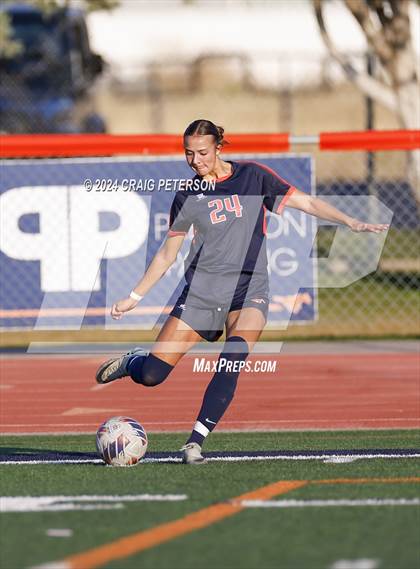 Thumbnail 3 in Mountain Crest vs. Murray (UHSAA 4A Second Round) photogallery.