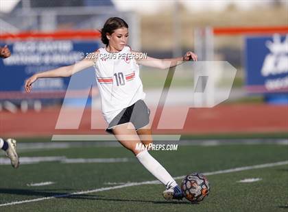 Thumbnail 1 in Mountain Crest vs. Murray (UHSAA 4A Second Round) photogallery.
