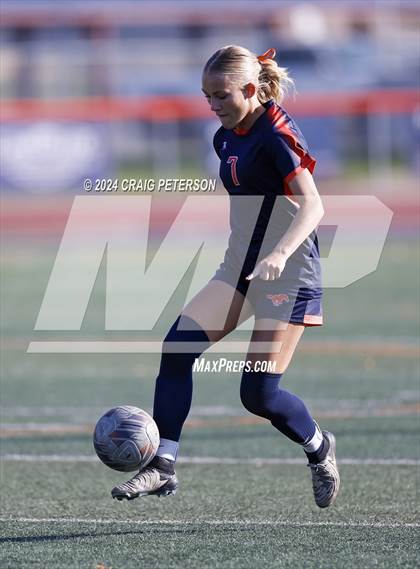 Thumbnail 2 in Mountain Crest vs. Murray (UHSAA 4A Second Round) photogallery.
