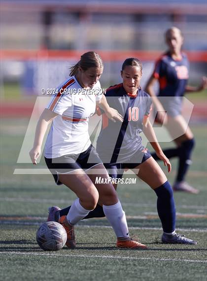 Thumbnail 3 in Mountain Crest vs. Murray (UHSAA 4A Second Round) photogallery.